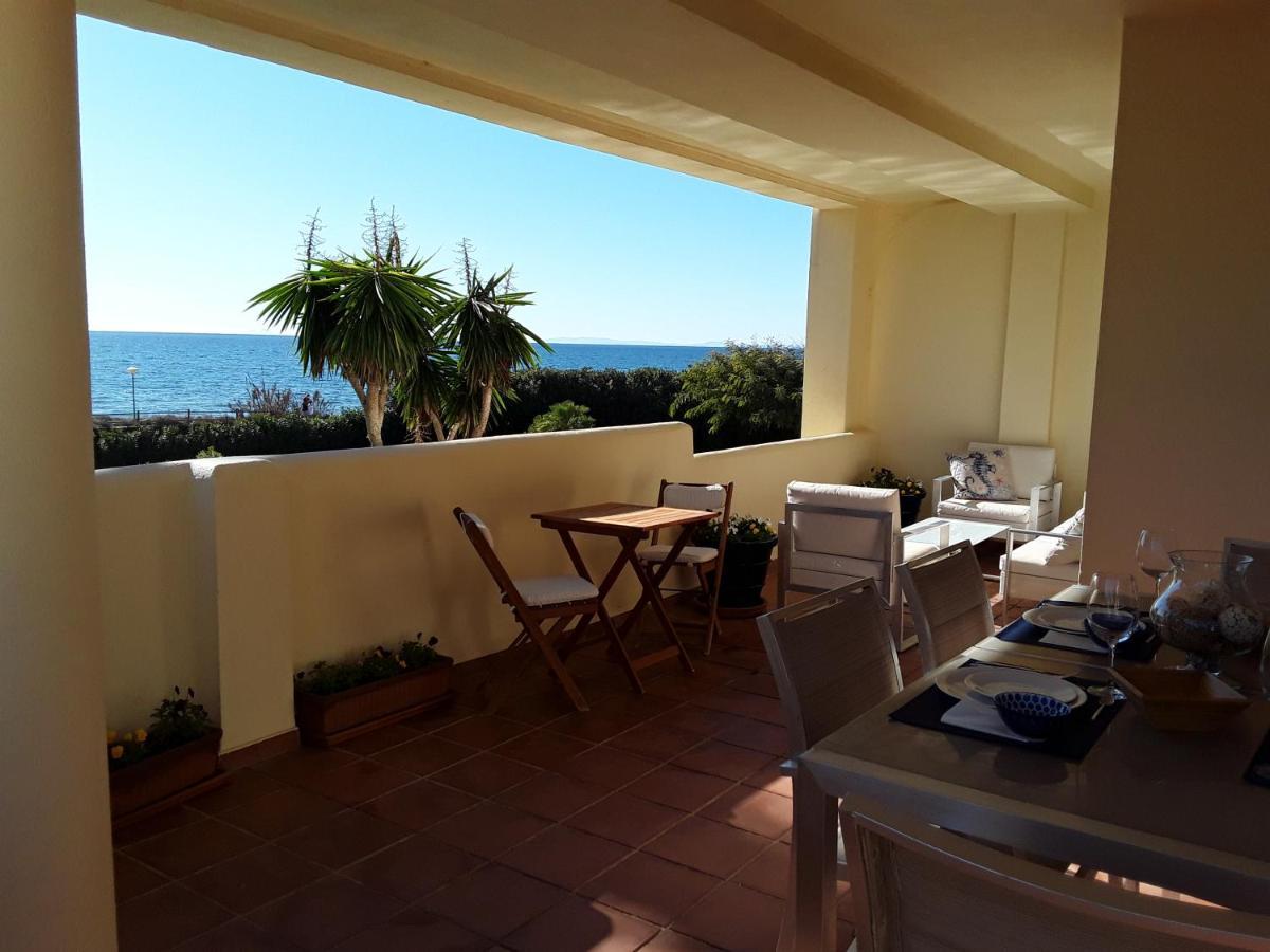 Beachfront Neptuno I, Complex,Views,Pool,Garden, Elviria Marbellac Extérieur photo